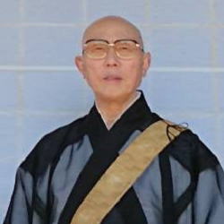 폹ZE